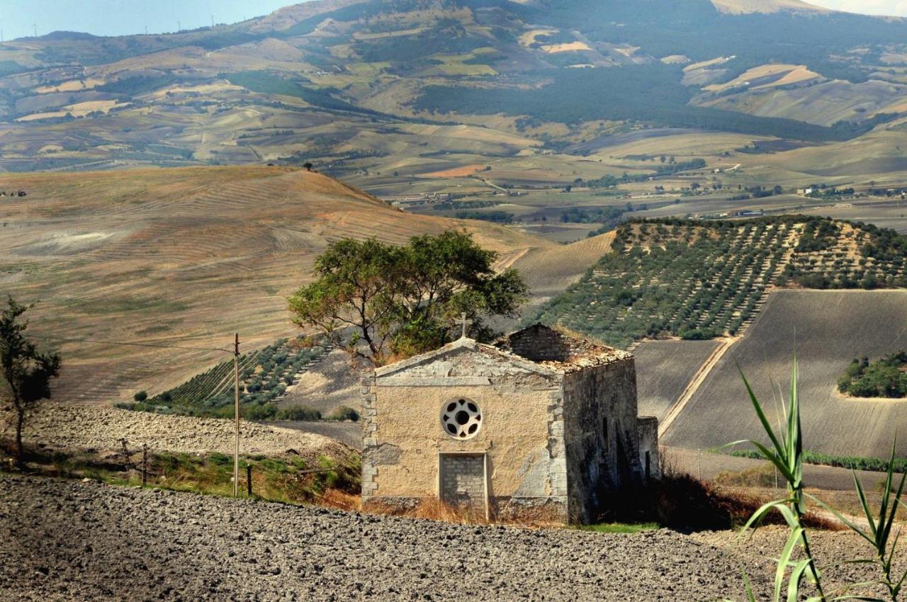 Alloggio Cattedrale Troia Εξωτερικό φωτογραφία